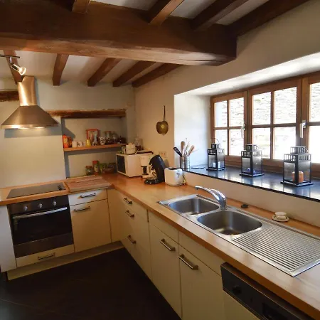 Holiday home Lovely In With Garden *