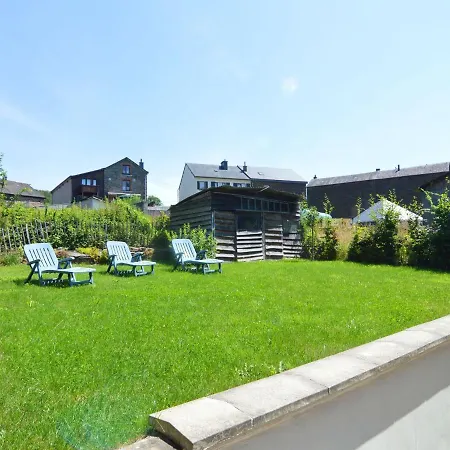 Holiday home Lovely In With Garden *