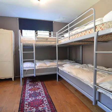 Lovely In With Garden Holiday home